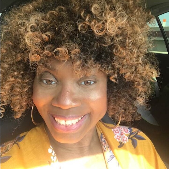 Meet your Posher, Kaimeshia - Picture 4 of 8